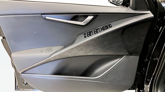 Kia Niro 11 of 12