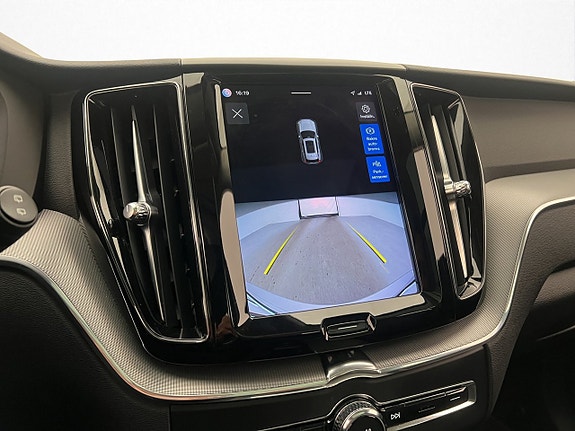 Volvo XC60 19 of 30