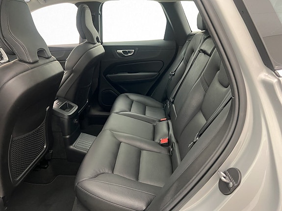Volvo XC60 29 of 30