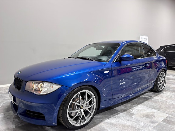 BMW 135i 4 of 29