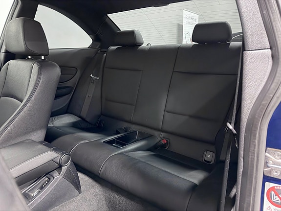 BMW 135i 28 of 29