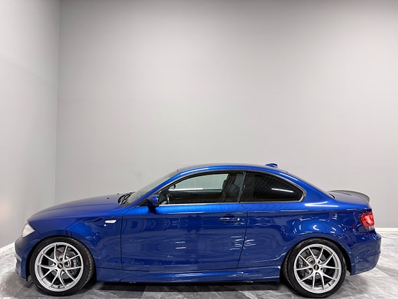 BMW 135i 5 of 29