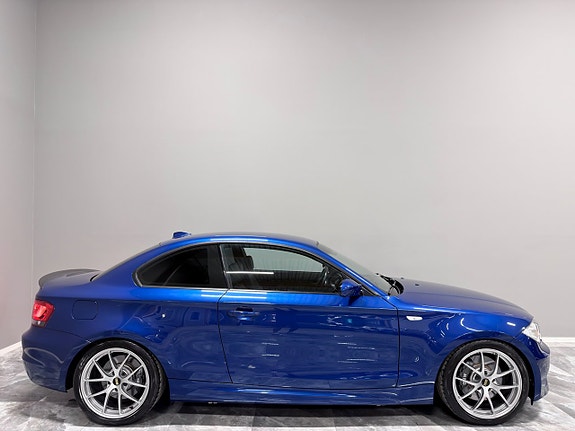 BMW 135i 10 of 29