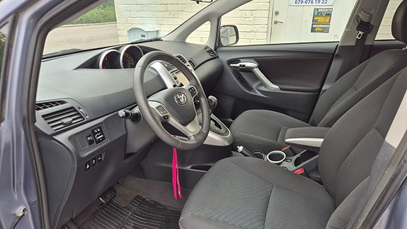 Toyota Verso 16 of 18