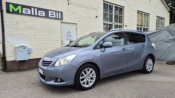 Toyota Verso 14 of 18