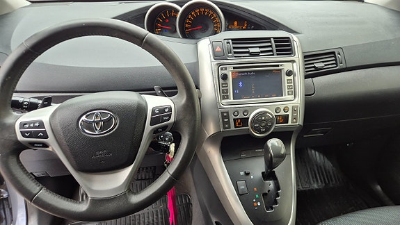 Toyota Verso 6 of 18