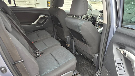 Toyota Verso 10 of 18