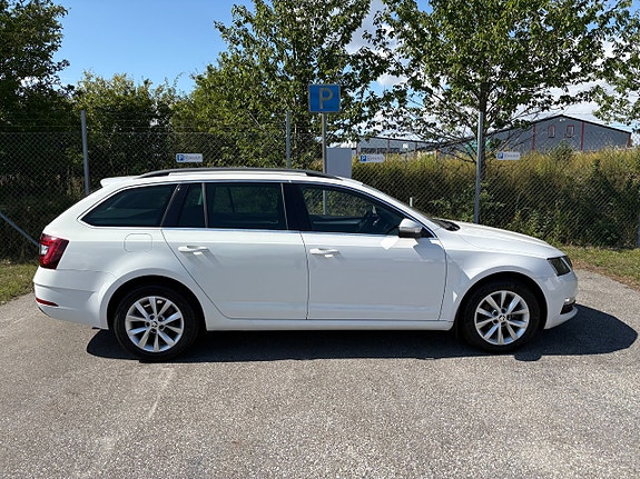 Skoda Octavia 4 of 11