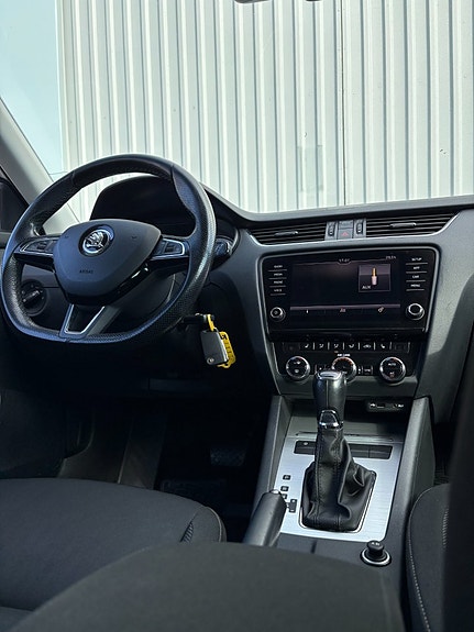 Skoda Octavia 8 of 9