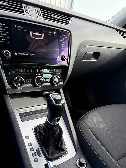 Skoda Octavia 9 of 9