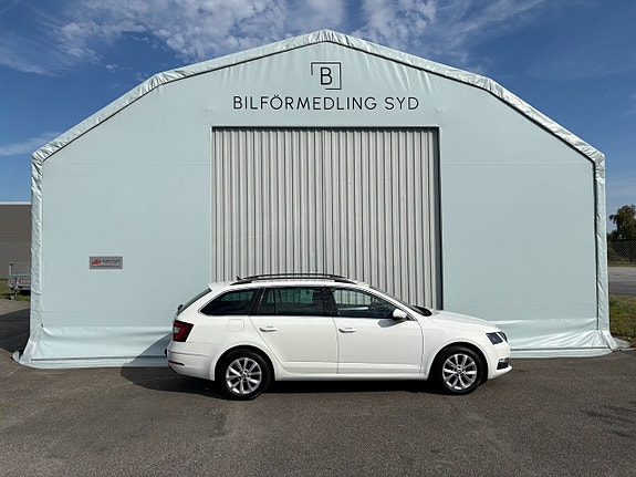 Skoda Octavia 3 of 9