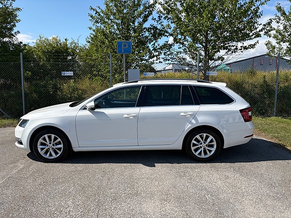 Skoda Octavia 5 of 11