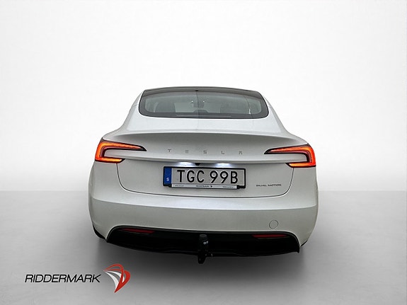 Tesla Model 3 8 of 30