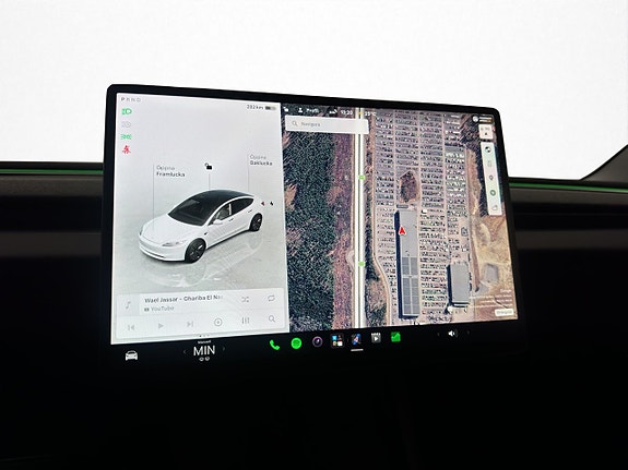 Tesla Model 3 20 of 30