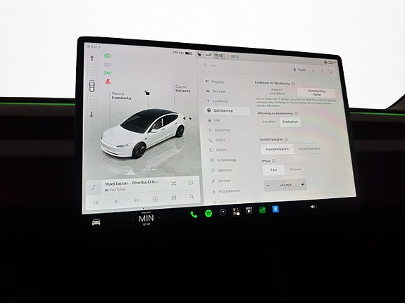 Tesla Model 3 22 of 30