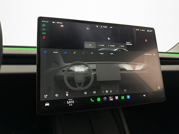 Tesla Model 3 23 of 30
