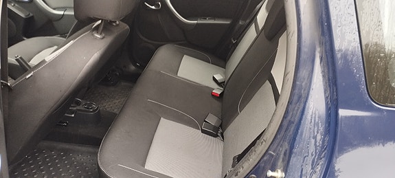 Dacia Duster 7 of 11