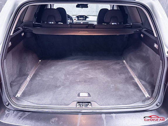 Volvo XC70 18 of 28