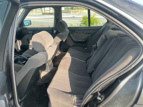 BMW 525tds 3 of 13