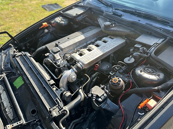 BMW 525tds 8 of 13