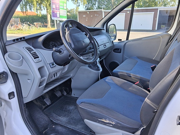 Renault Trafic 3 of 4