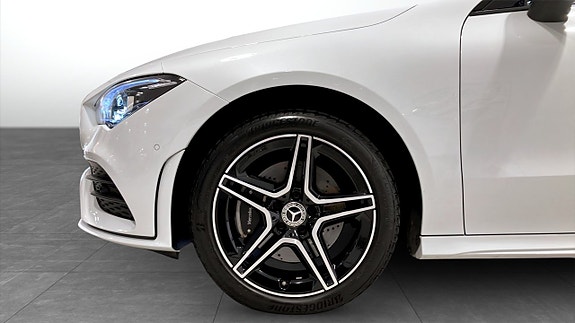 Mercedes-Benz CLA250 e 9 of 13