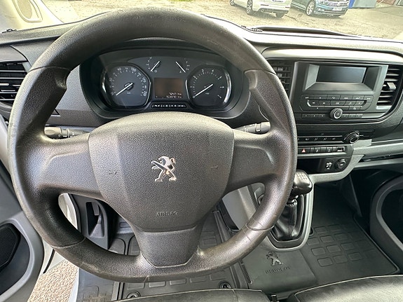 Peugeot Expert 8 of 10