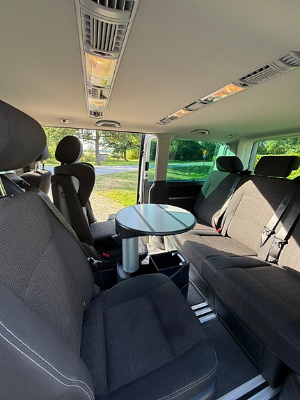 Volkswagen Multivan 10 of 15
