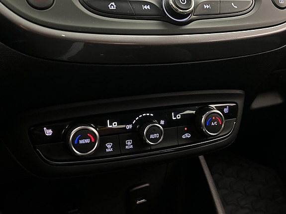 Opel Crossland X 19 of 28