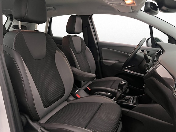 Opel Crossland X 20 of 28