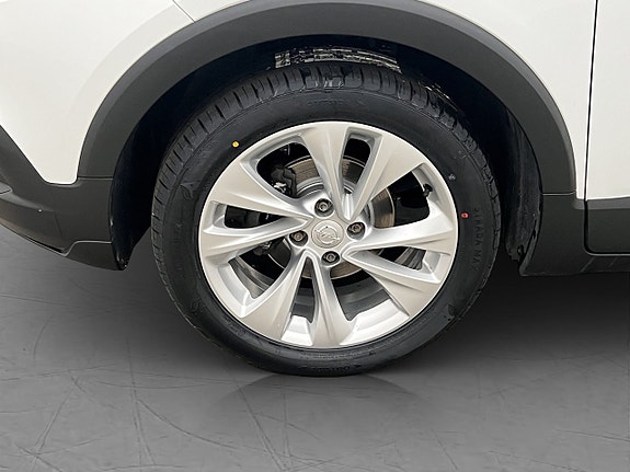 Opel Crossland X 25 of 28