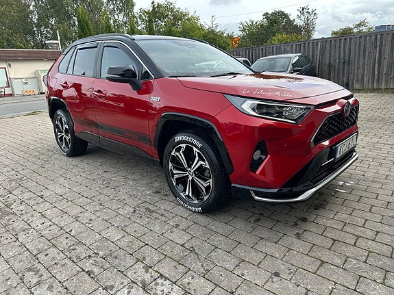 Toyota RAV4 Plug-in Hybrid 24 of 24