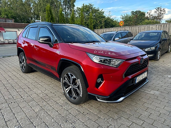 Toyota RAV4 Plug-in Hybrid 13 of 13