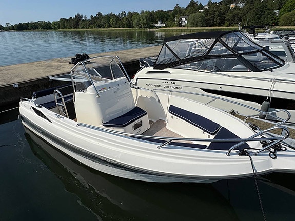 Uttern S64 Mercruiser V6 4,3MPI Alpha I 2 of 10