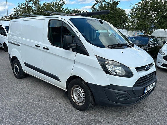 Ford Transit Custom 2 of 8