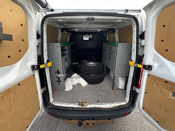 Ford Transit Custom 6 of 8