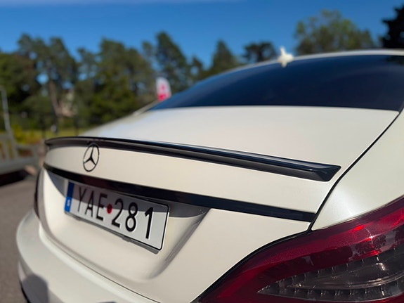 Mercedes-Benz CLS350 8 of 11