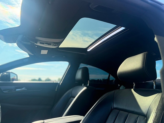 Mercedes-Benz CLS350 10 of 11