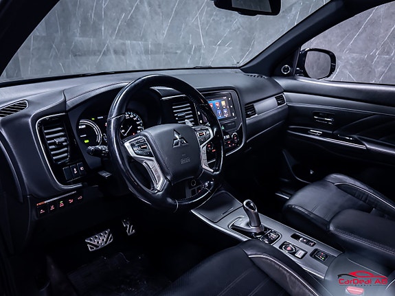 Mitsubishi Outlander 11 of 30