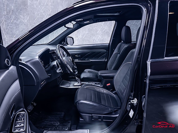 Mitsubishi Outlander 10 of 30