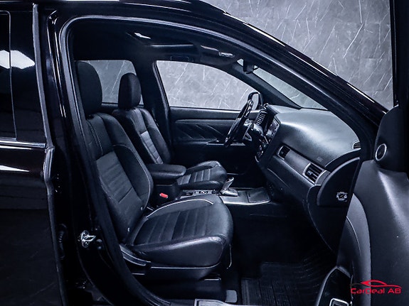 Mitsubishi Outlander 15 of 30