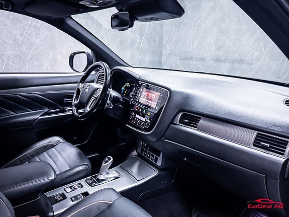 Mitsubishi Outlander 14 of 30