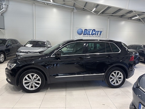 Volkswagen Tiguan 4 of 24
