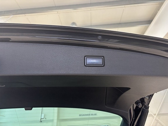 Volkswagen Tiguan 10 of 24