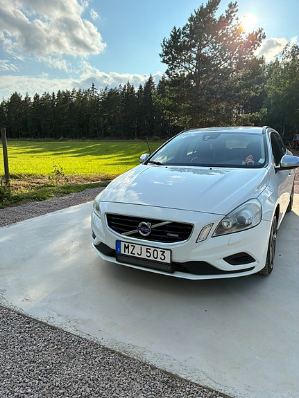 Volvo V60 5 of 9