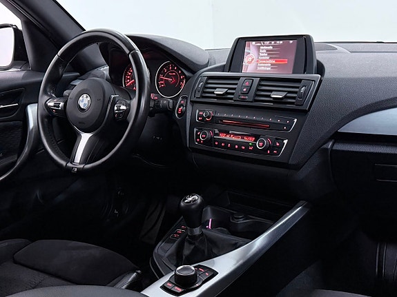BMW 116i 10 of 24