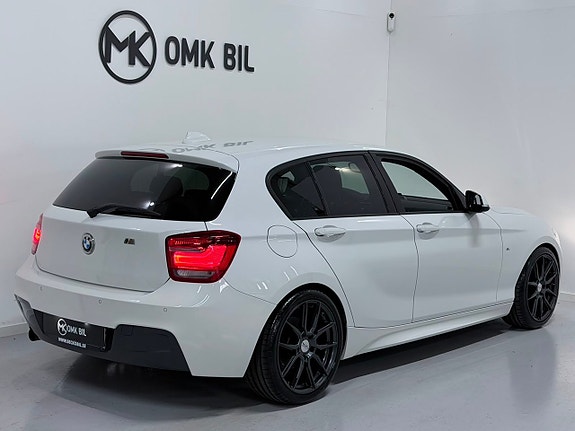 BMW 116i 3 of 24