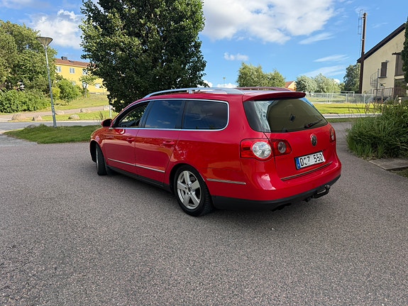 Volkswagen Passat 3 of 5