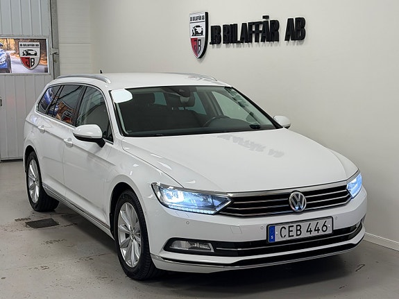 Volkswagen Passat 3 of 27