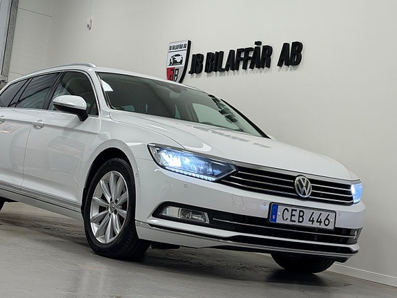 Volkswagen Passat 4 of 27